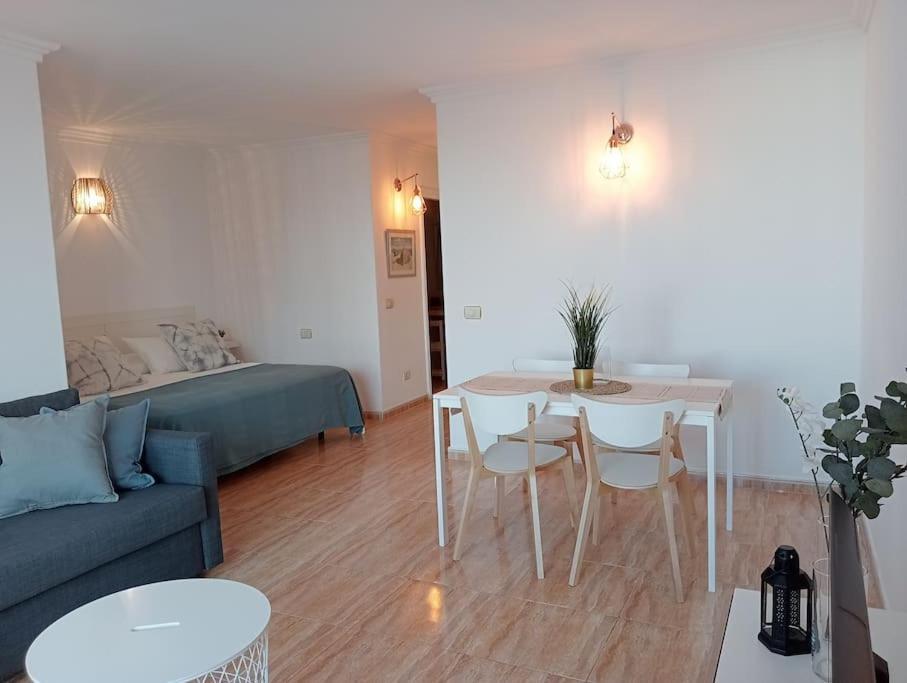 Apartamento Golf Del Sur San Miguel de Abona Luaran gambar