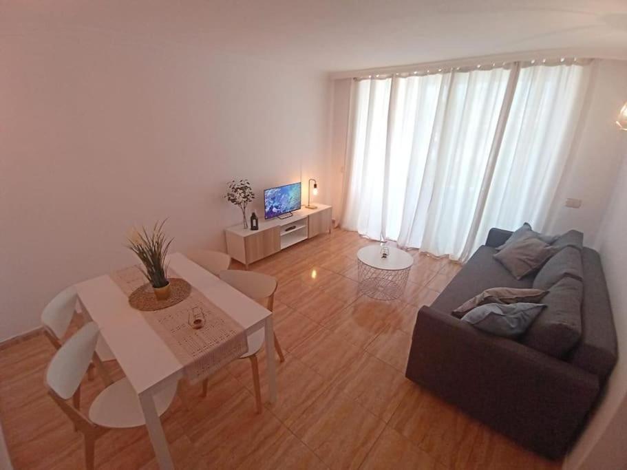 Apartamento Golf Del Sur San Miguel de Abona Luaran gambar